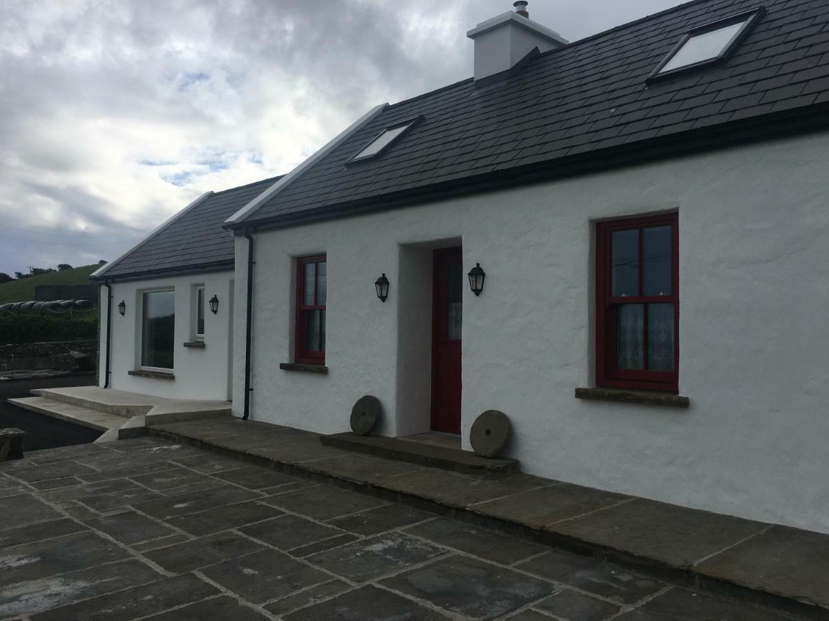 Conway'S Cottage With Sea View Nestling By Cliffs-Of-Moher Liscannor Buitenkant foto
